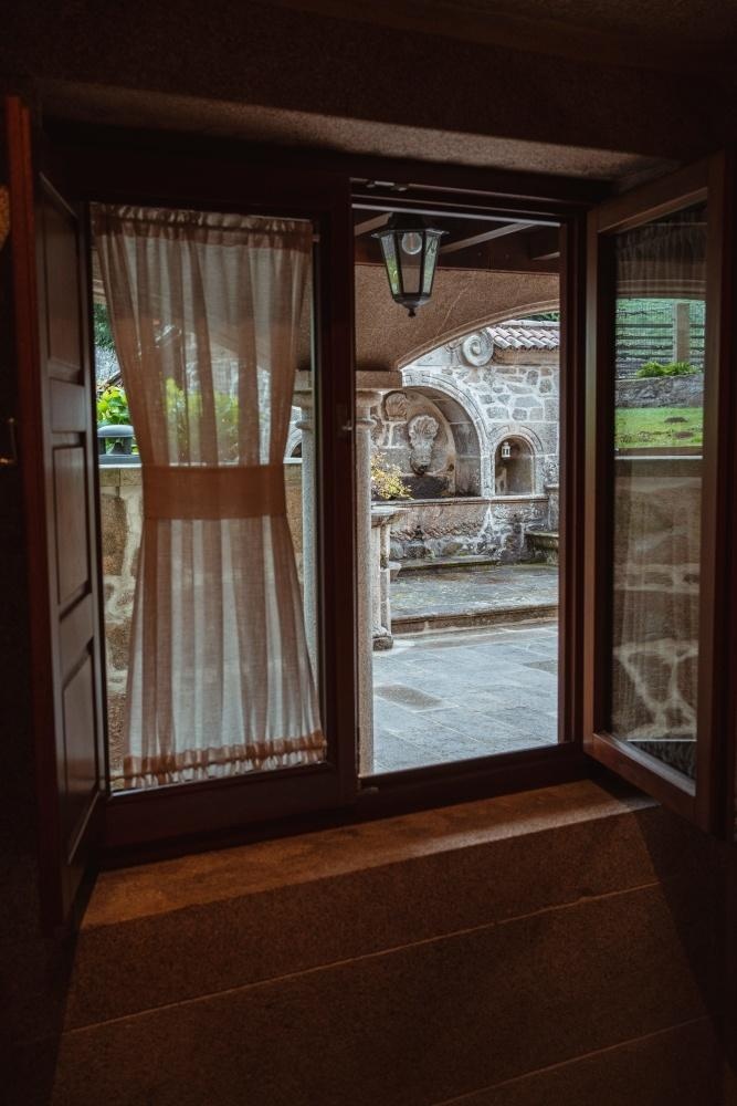 Pazo de Arretén — window